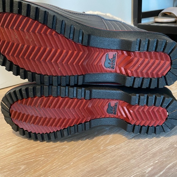 Sorel Boots - Picture 5 of 5